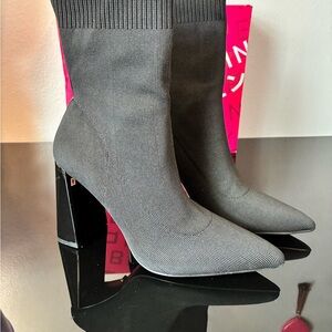 Cape Robbin Black Pointed Knit Sock Boots with Block Heel